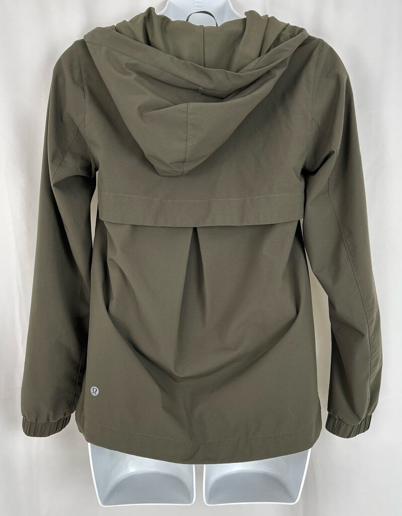 Lululemon "Rise & Shine III" (size 2)