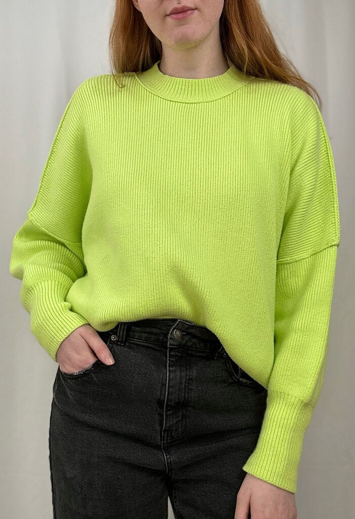 Free People cropped super oversized sweater (XS)