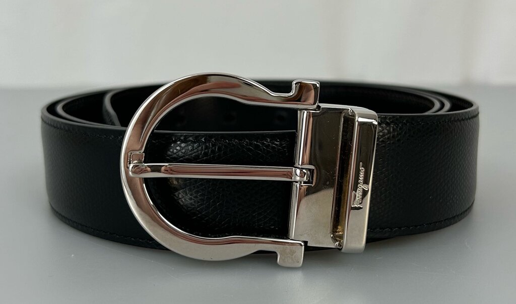 Ferragamo single gancini silver buckle belt (size 46)