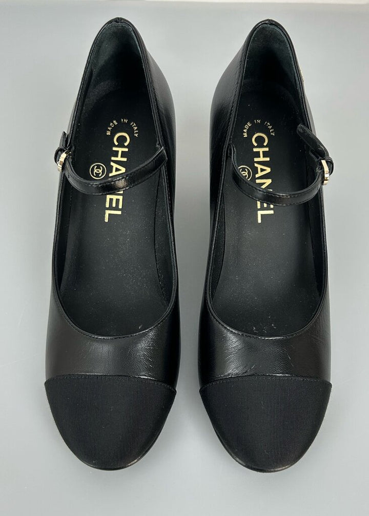 Chanel cap toe block heel maryjane (size 5.5)