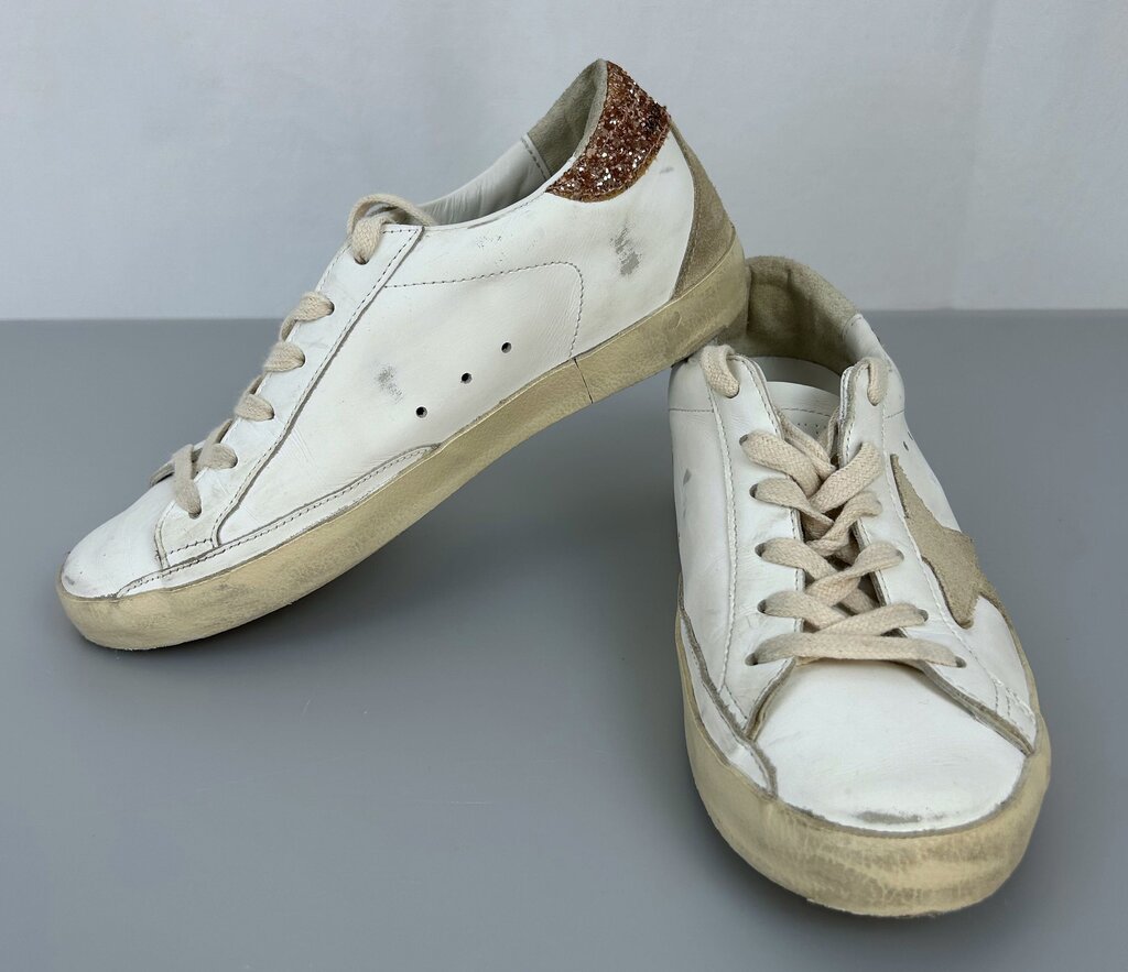 Golden Goose Super Star sneaker (size 6.5)