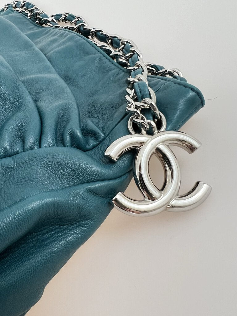 Chanel 2009 Lambskin Shar Pei Hobo Shoulder Bag