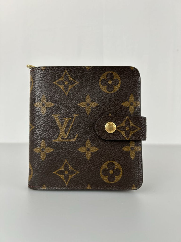 Louis Vuitton compact monogram wallet