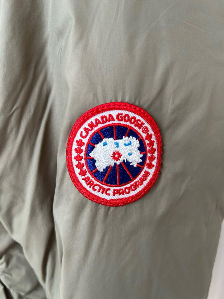 Canada Goose Dore Down Hoodie (M)