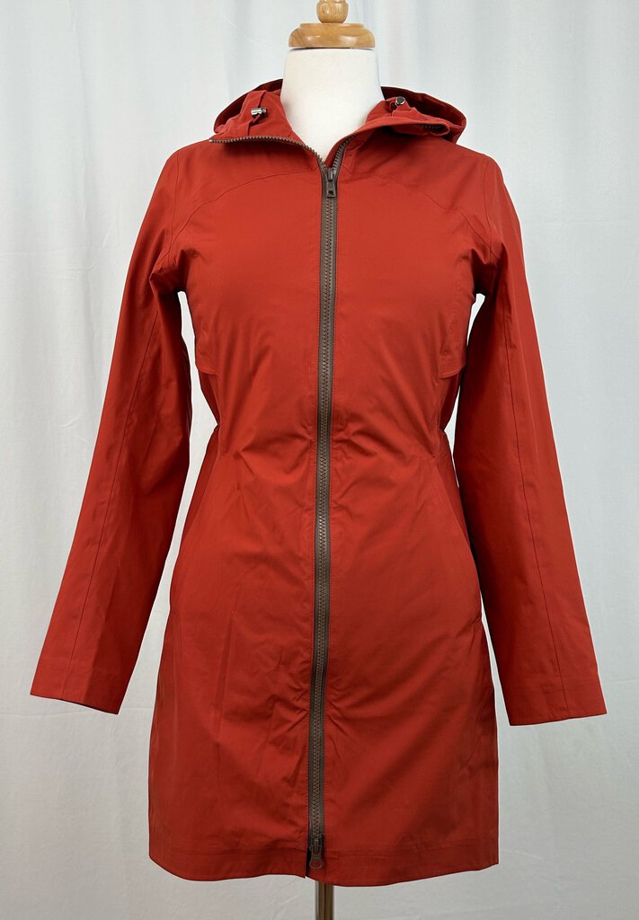 Lululemon rain rebel raincoat (size 2)