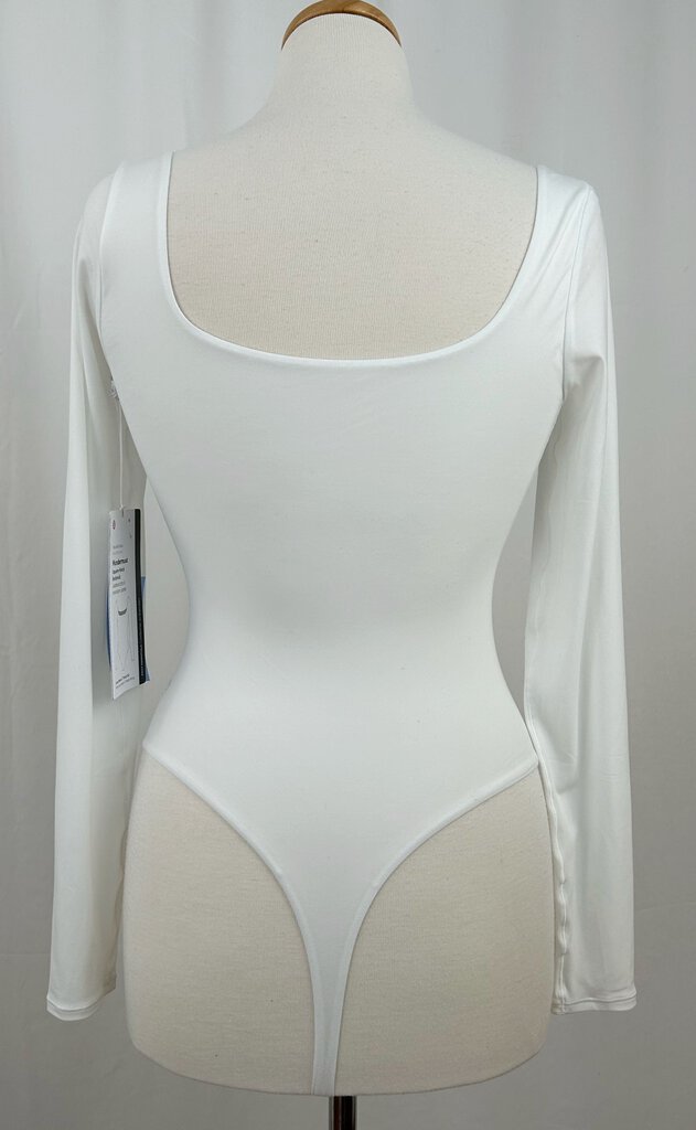 Lululemon NWT Wundermost Nulu (M)