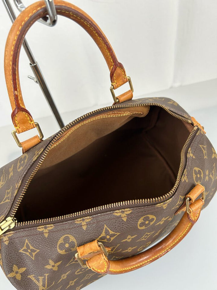 Louis Vuitton Speedy 30