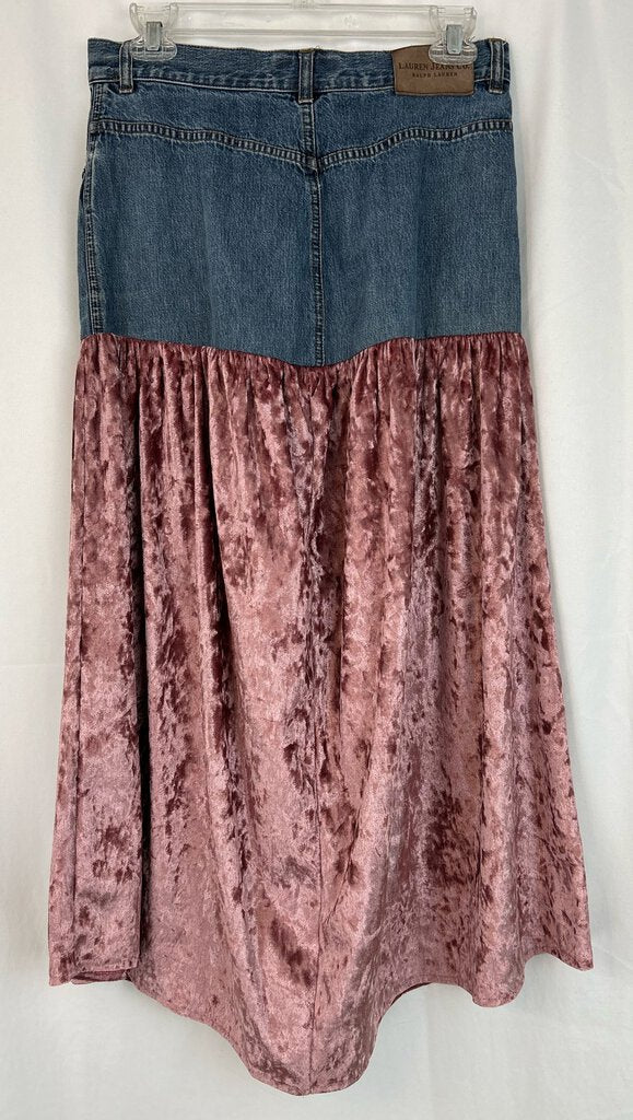 Urban Renewal NWT maxi skirt (M)