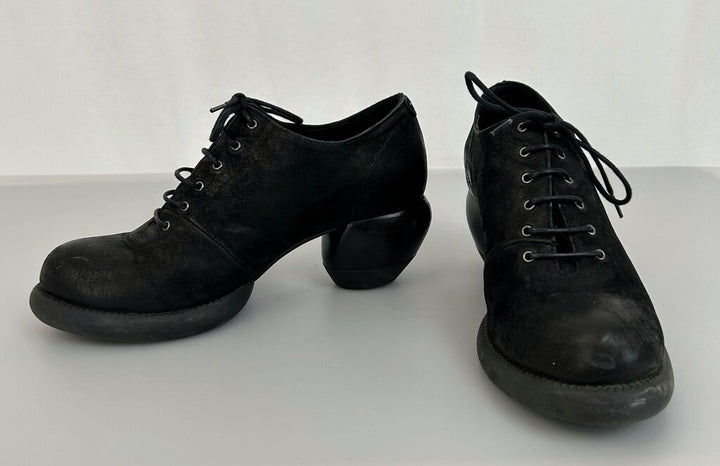 Fluevog Waymouth oxford nubuck (size 7)