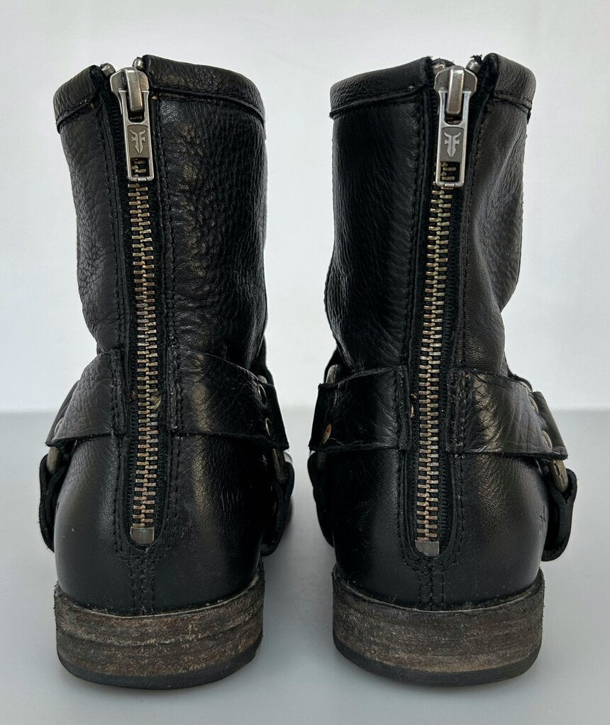 Frye short harness boot (size 7.5)