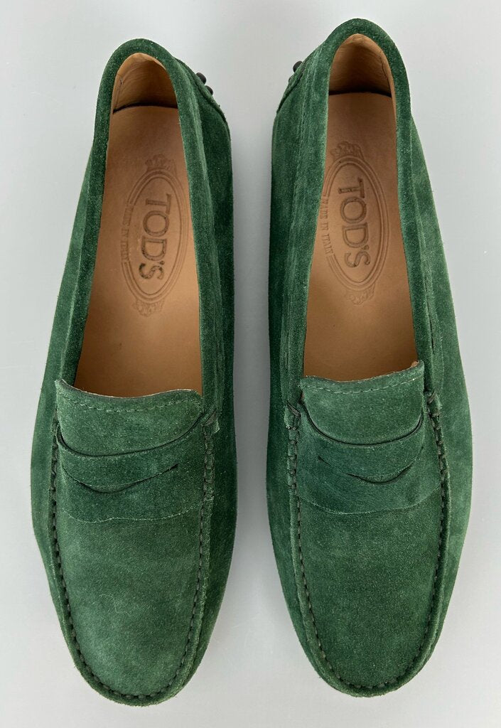 Tod's Gommino driving suede loafer (size 9.5)