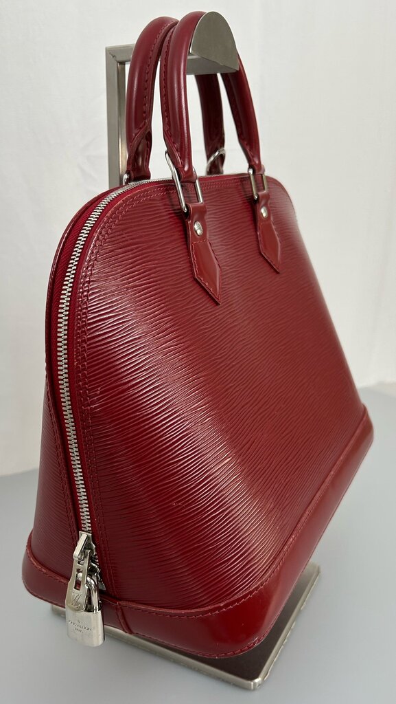 Louis Vuitton Epi Alma 2009 MM