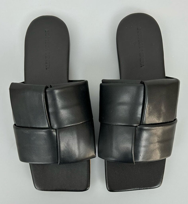 Bottega Veneta Patch intrecciato padded leather slide (size 7.5)