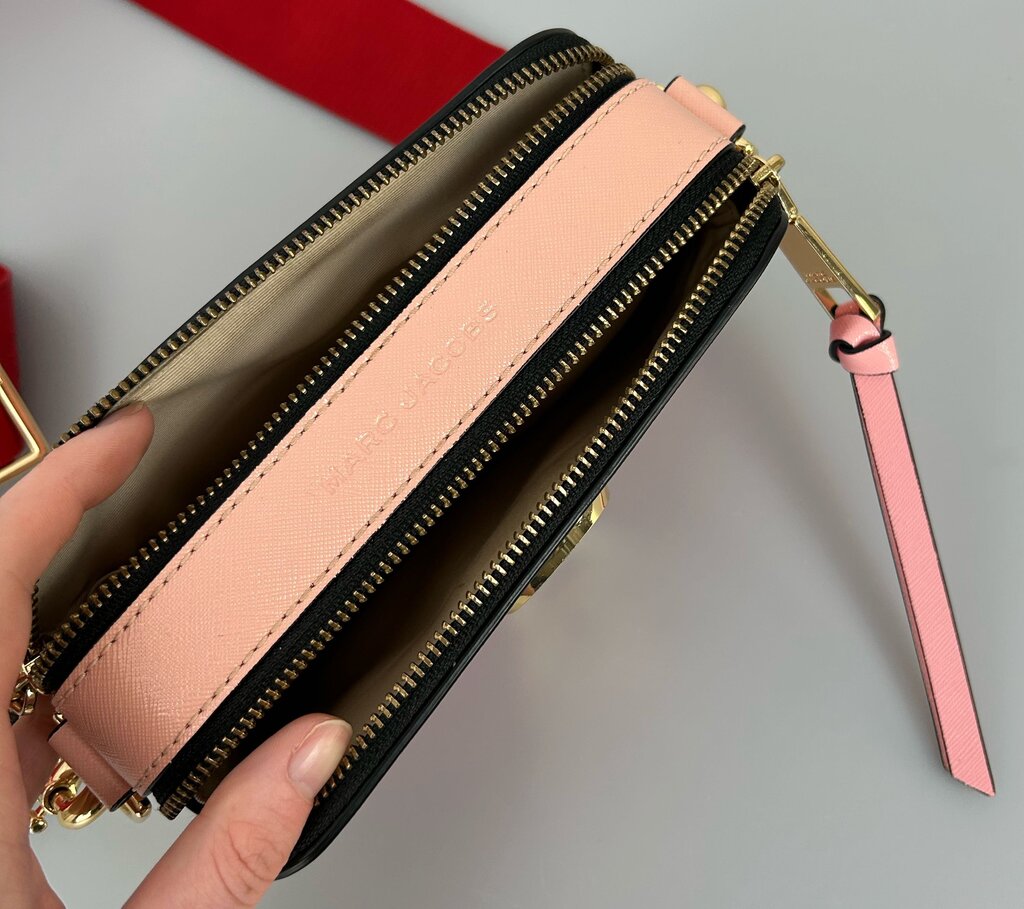 Marc Jacobs "The Snapshot" crossbody