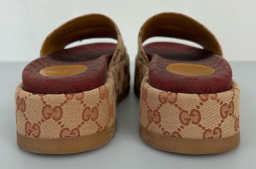 Gucci Angelina GG platform slides (size 7.5)