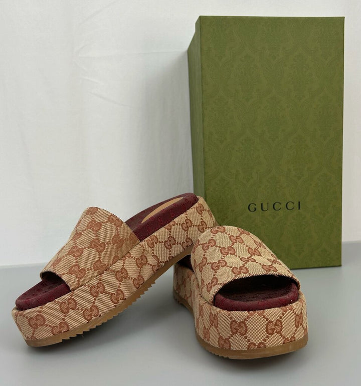 Gucci Angelina GG platform slides (size 7.5)