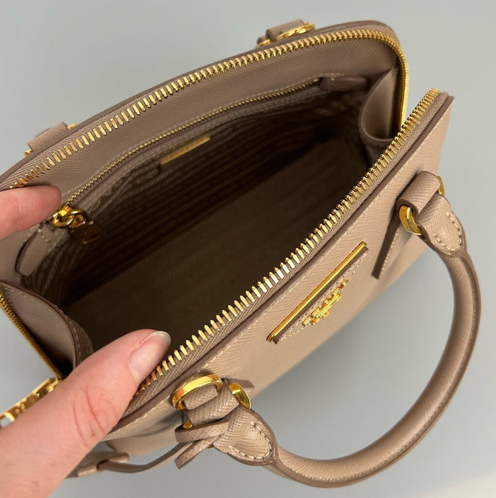 Prada Saffiano Lux Promenade