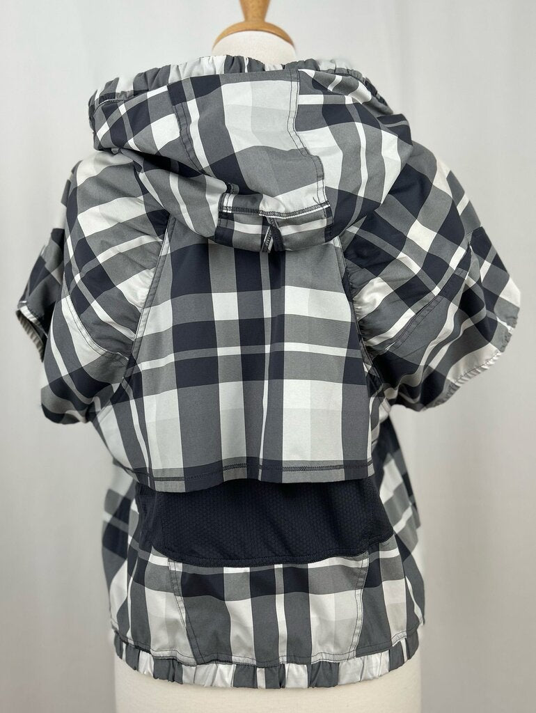 Lululemon plaid hooded windbreaker (size 8)