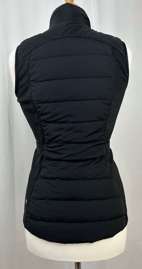 Lululemon "Down for it all" vest (size 6)