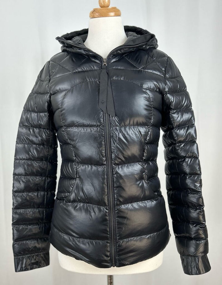 Lululemon quilted shiny down jacket (size 6)