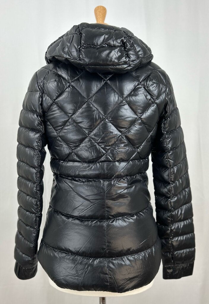Lululemon quilted shiny down jacket (size 6)
