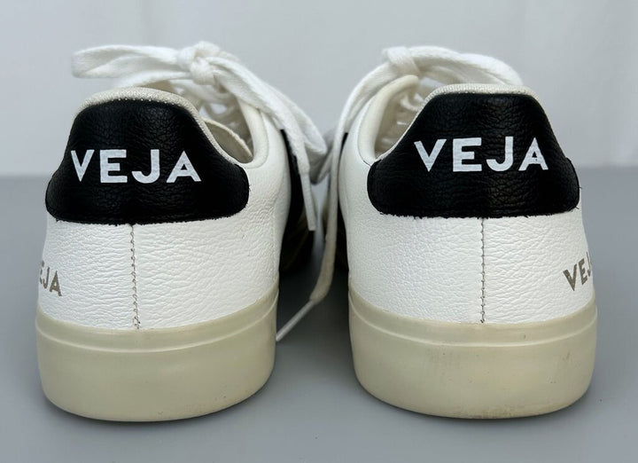 Veja Campo sneaker (size 7)