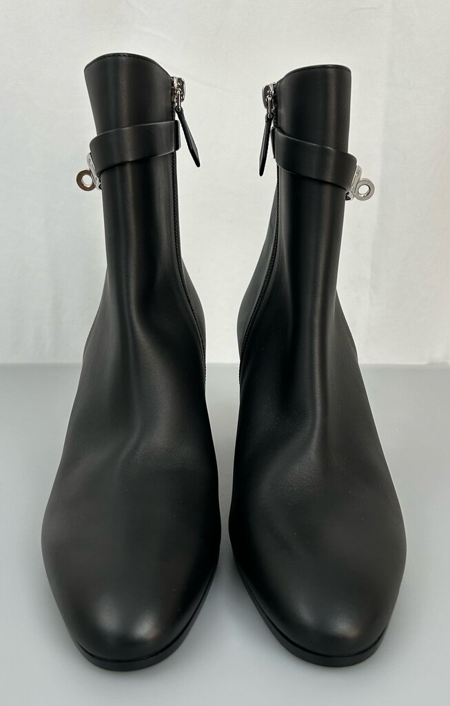 Hermes Saint Germain heeled ankle boot (size 10.5)