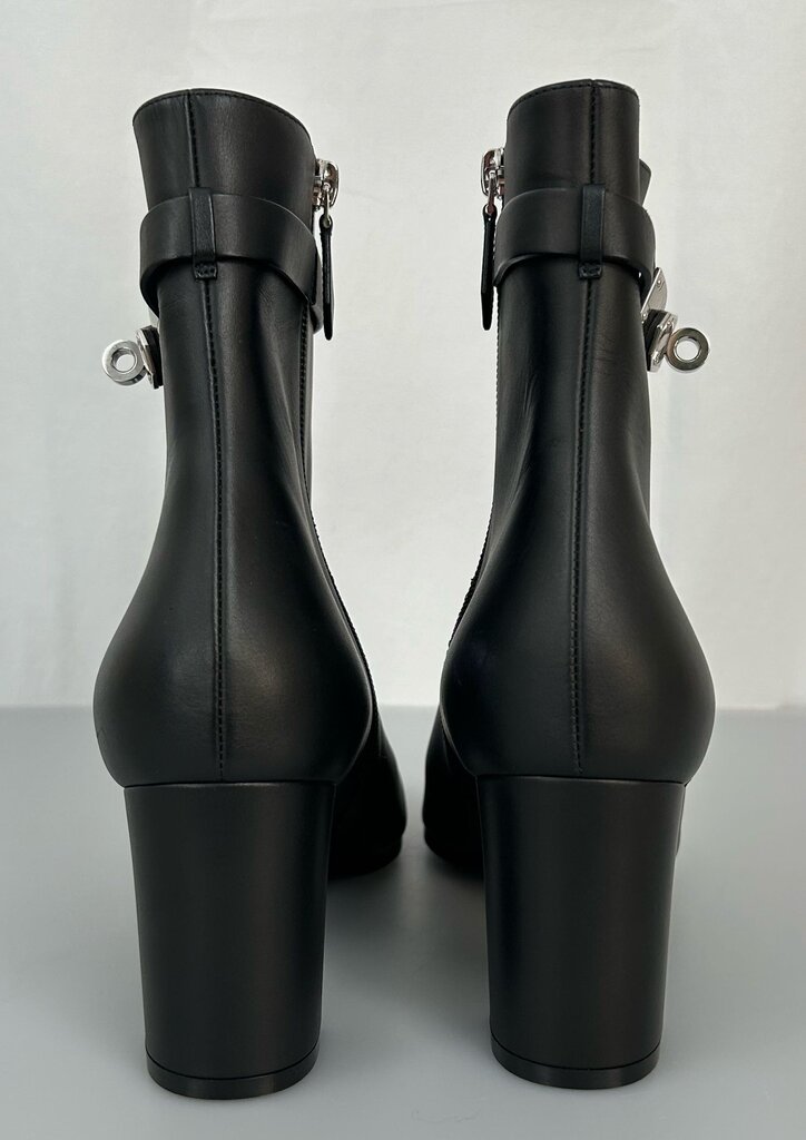 Hermes Saint Germain heeled ankle boot (size 10.5)