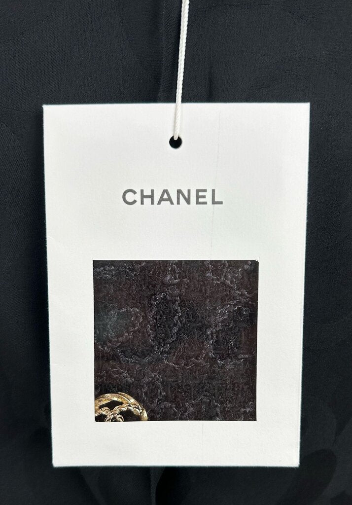 Chanel NWT 23B tweed cropped blazer (S)