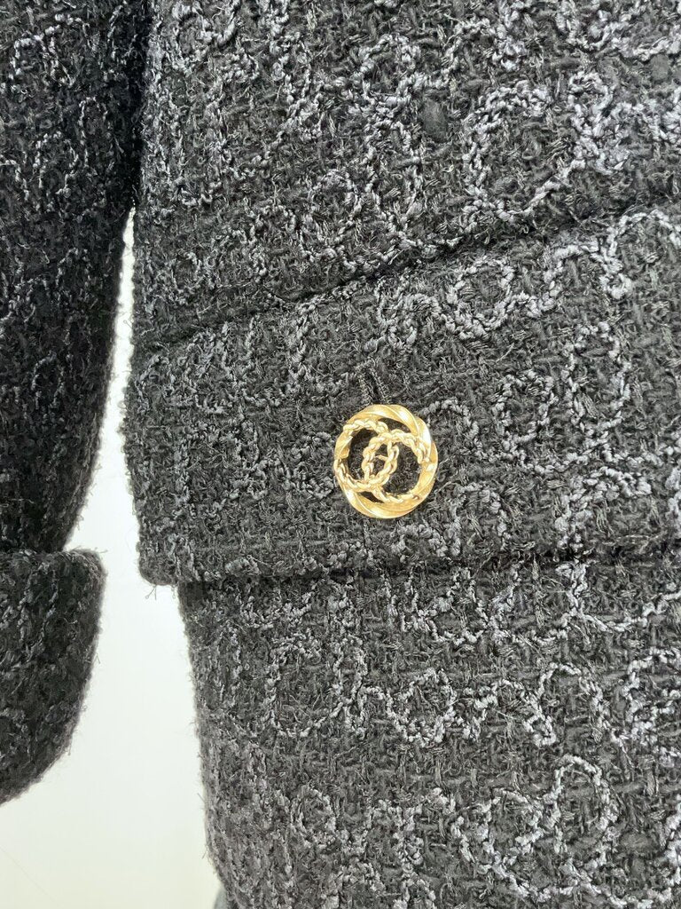 Chanel NWT 23B tweed cropped blazer (S)