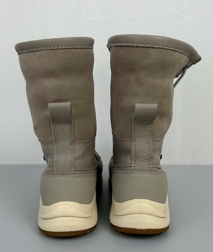 UGG Adirondack Tall Boot (size 10)