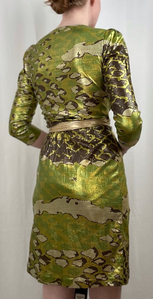 Diane Von Furstenberg NWT Addison wrap dress (size 6)