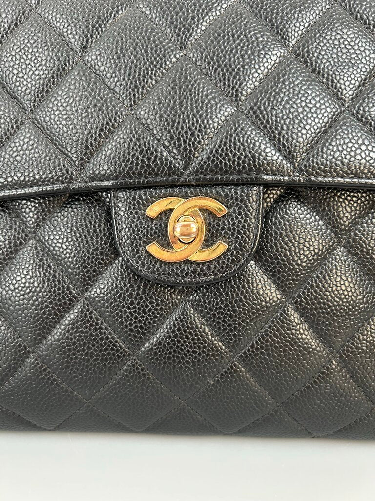Chanel classic jumbo caviar 2002 shoulder bag