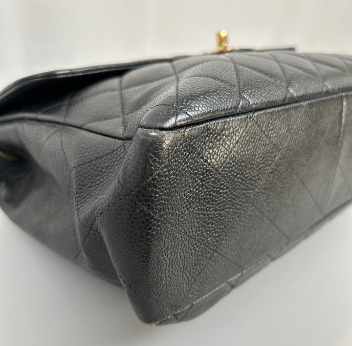 Chanel classic jumbo caviar 2002 shoulder bag