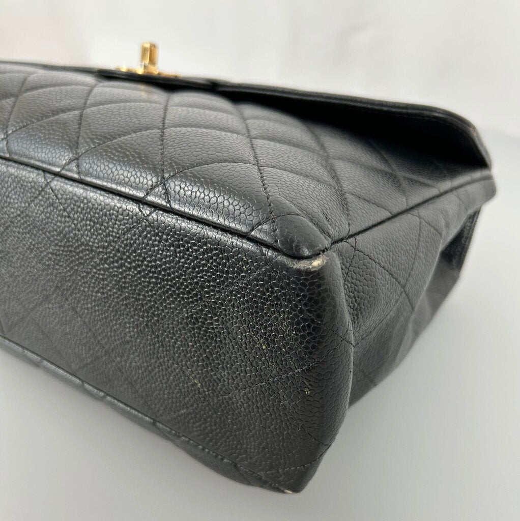 Chanel classic jumbo caviar 2002 shoulder bag