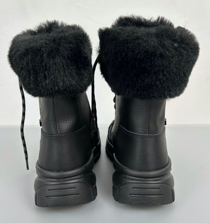 UGG Adirondack Boot (size 7)