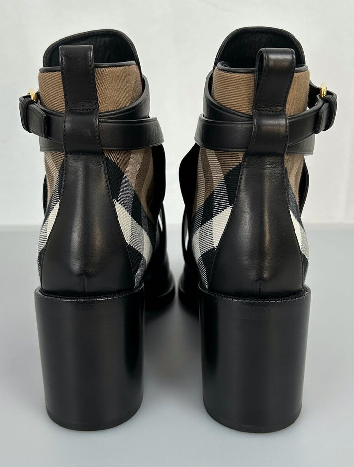 Burberry Pyrle heeled nova check bootie (size 9.5)