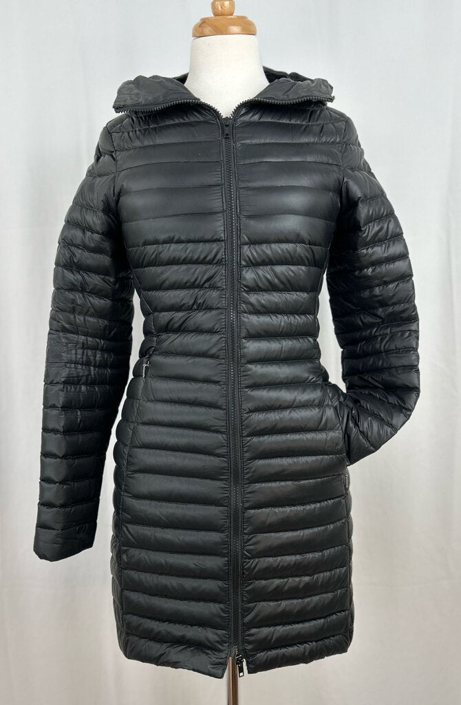 Arc'teryx lighweight down jacket (XS)