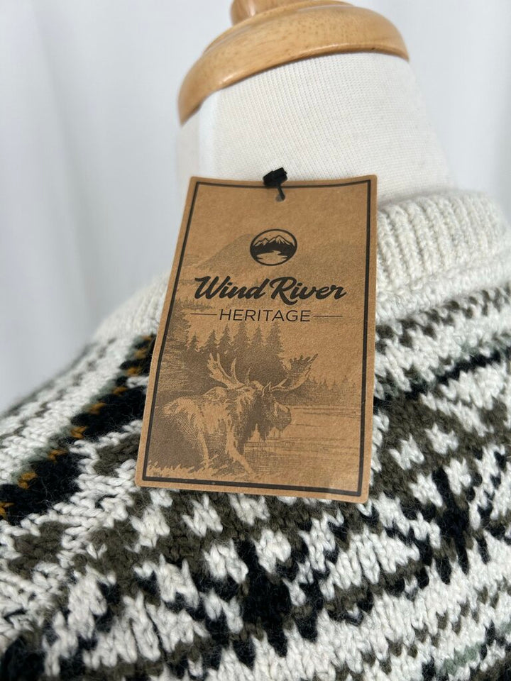 Wind River NWT stripe pattern pullover (L)