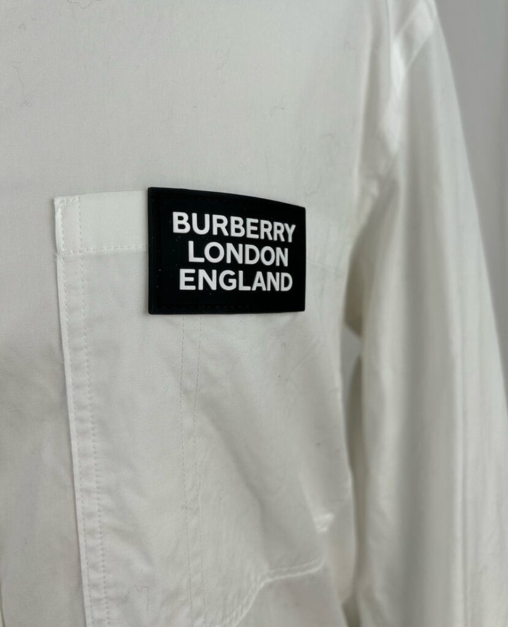 Burberry men's cotton button down (M)