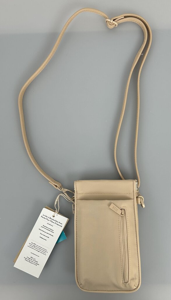 Beis NWT ID crossbody