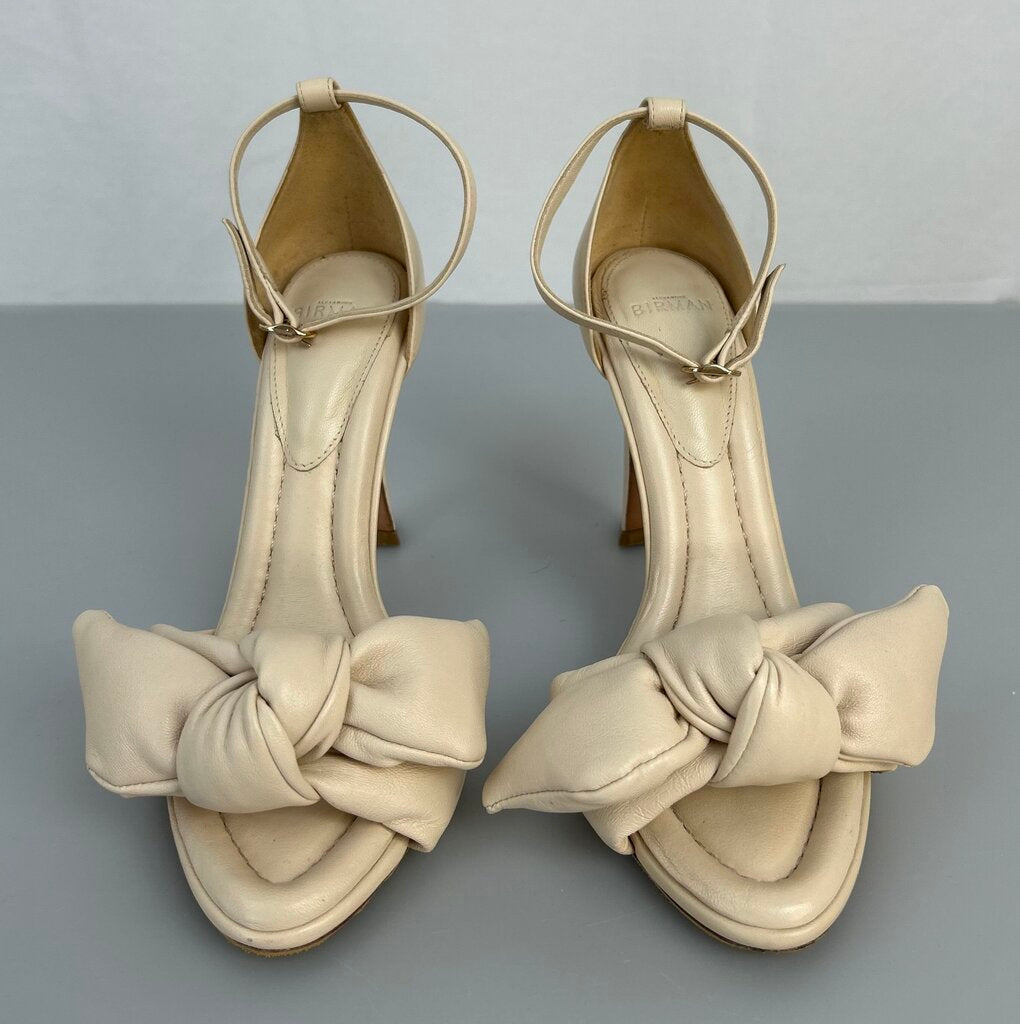 Alexandre Birman leather ankle strap heel (size 6)