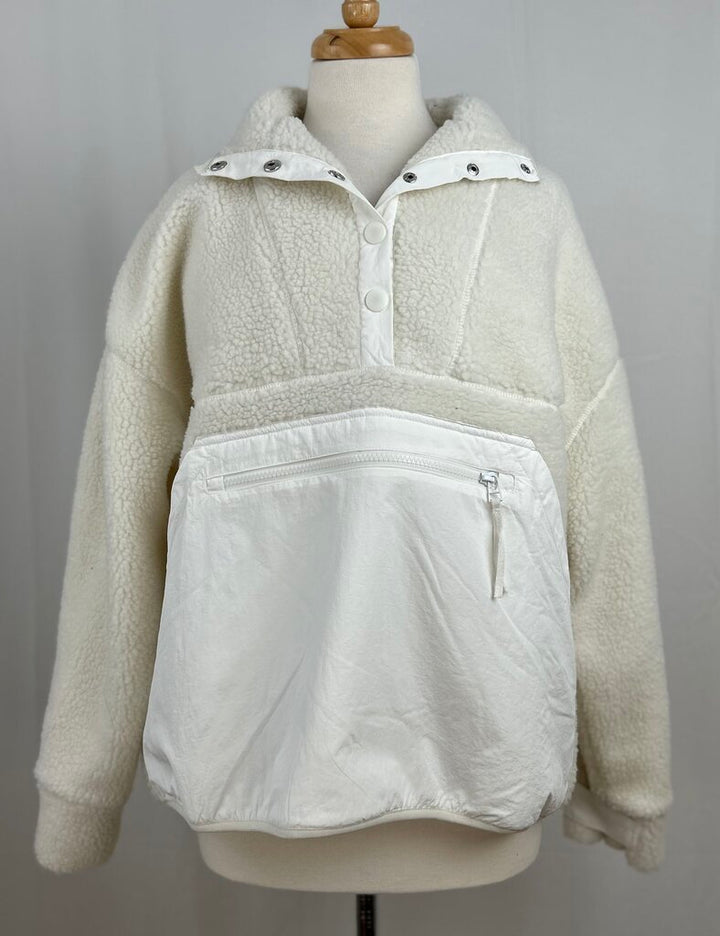 Line Change fleece 1/2 snap pullover (O/S)