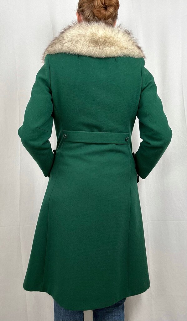 No Brand 100% virgin wool coat (size 8)