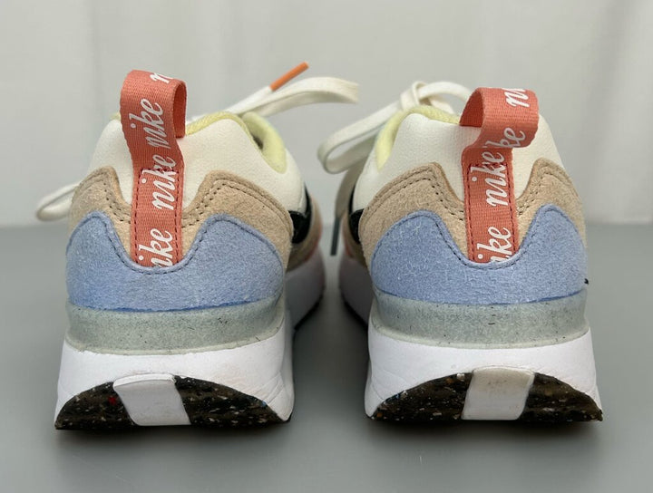 Nike "Air Max Dawn" retro sneaker (size 6)