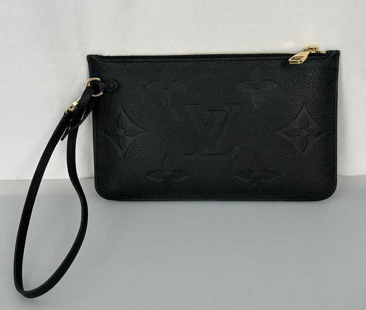 Louis Vuitton Neverfull pouch