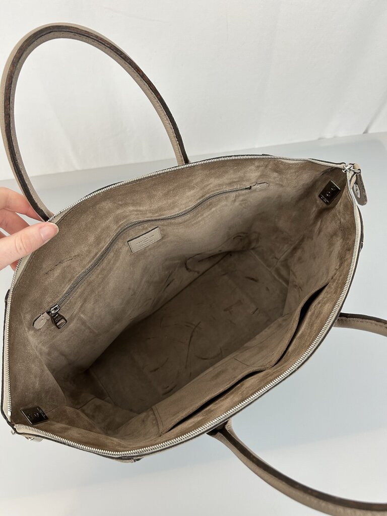 Louis Vuitton Soft Lockit MM