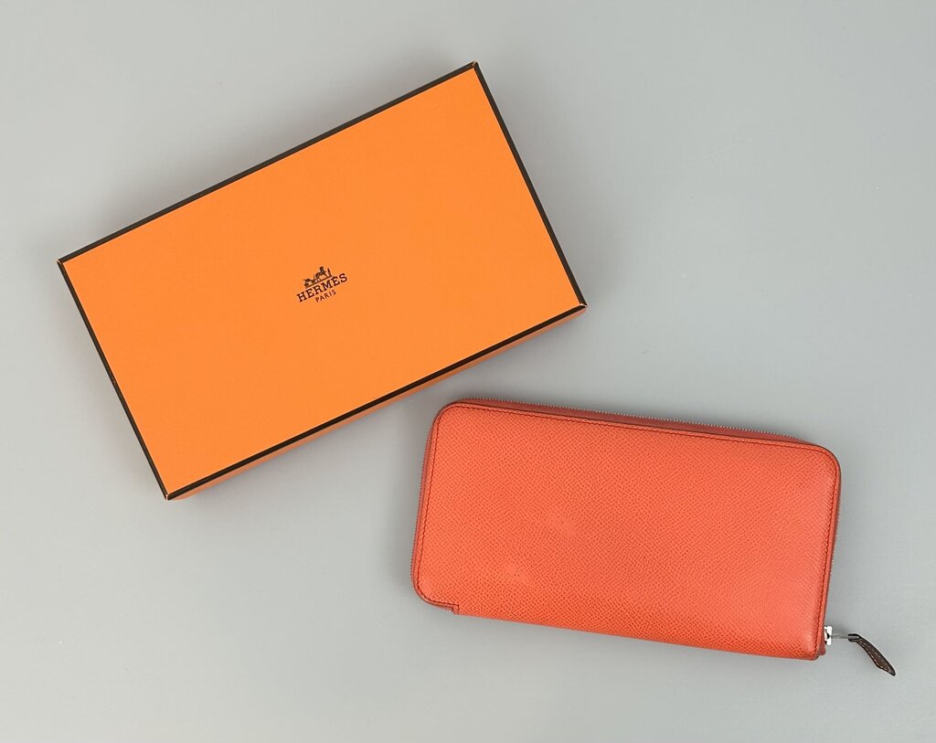 Hermes "Silk'in" zip around leather wallet