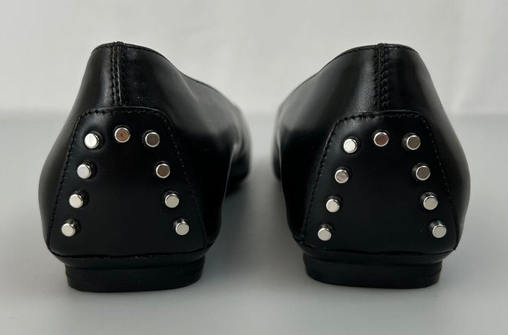 Tods NWOB leather ballet flat (size 6.5)