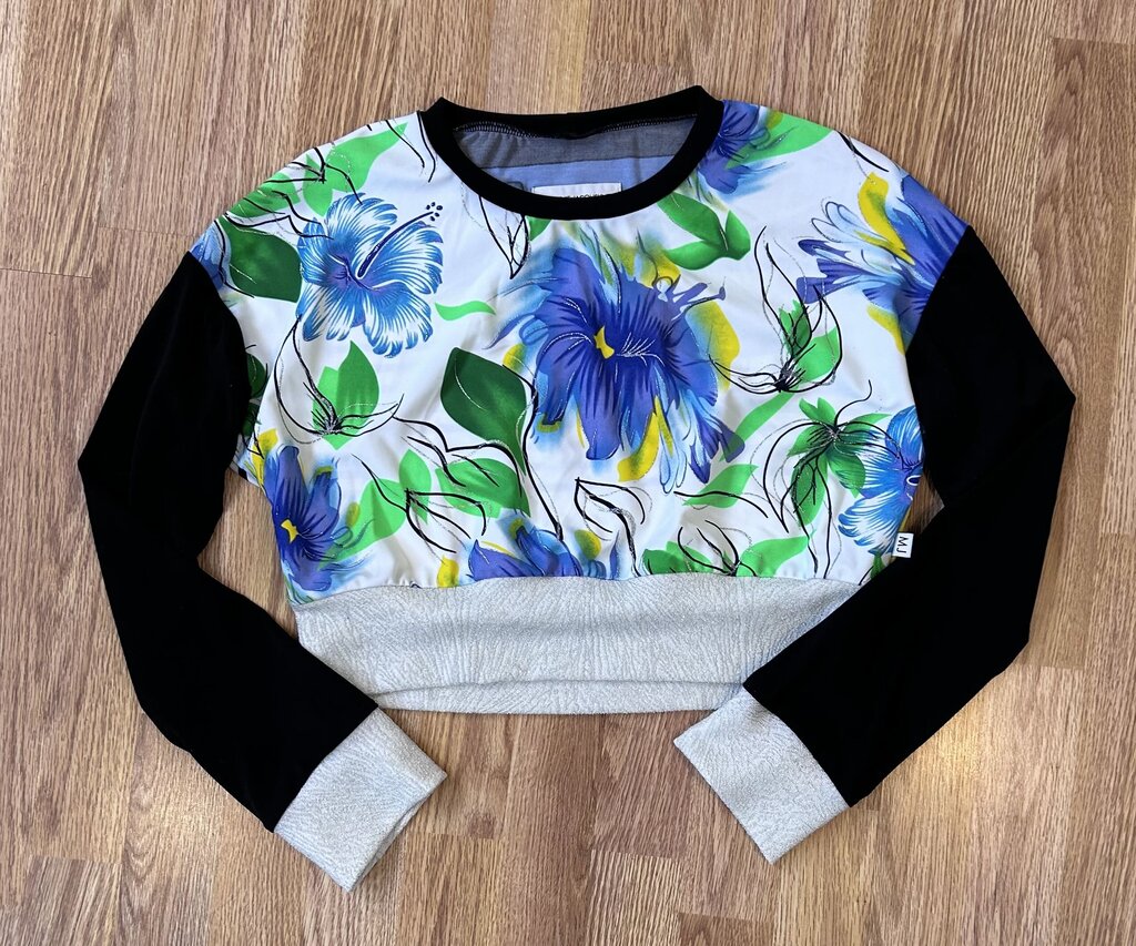 Melanie Jacqueline floral/striped metallic crop (S/M)